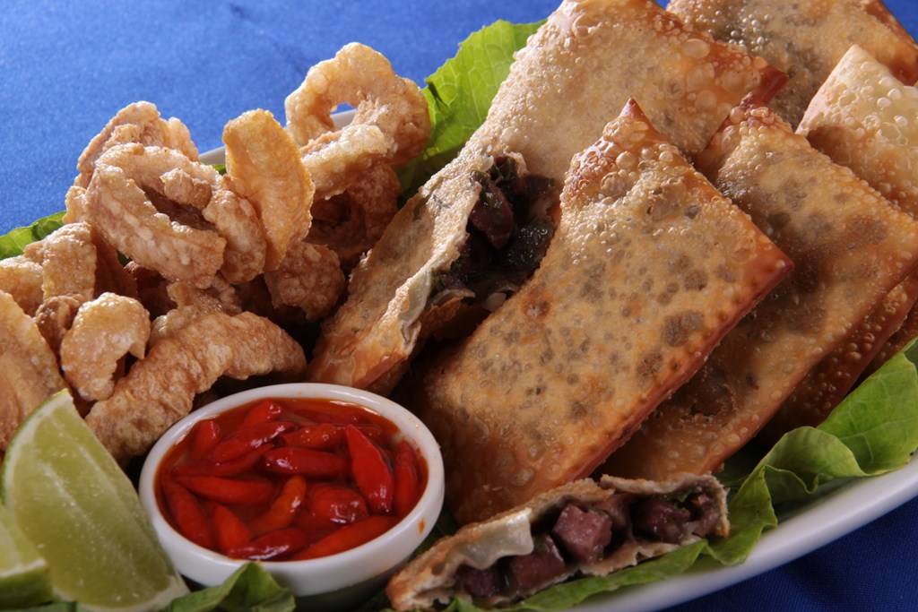 Pastelzinho de Feijoada - Barbirô pastelzinho-de-feijoada-barbiro.jpeg