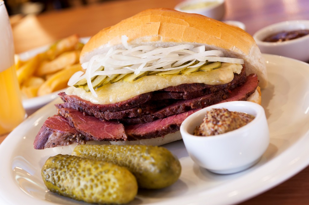 O sandu&iacute;che de pastrami da Hamburgueria Nacional (Foto: Divulga&ccedil;&atilde;o)