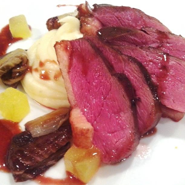 Receita: peito de pato glaceado em calvados