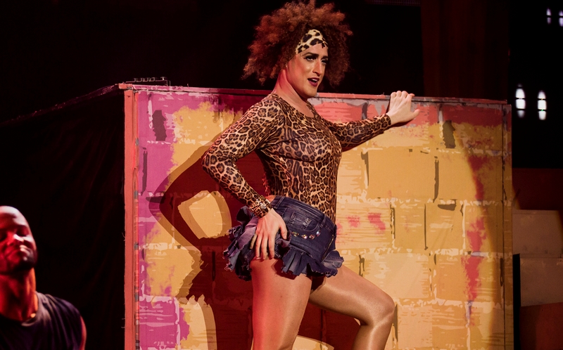 Paulo Gustavo abre o ano com “220 Volts” no Tom Brasil