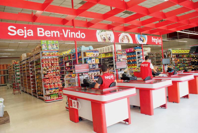 Rede Cobasi investe em pet shops menores, com a marca Pet & Fácil