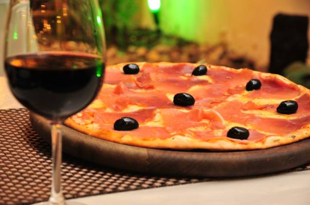 Pizza Paulista 10: casa funciona desde 1999 Pizza Paulista 10: casa funciona desde 1999