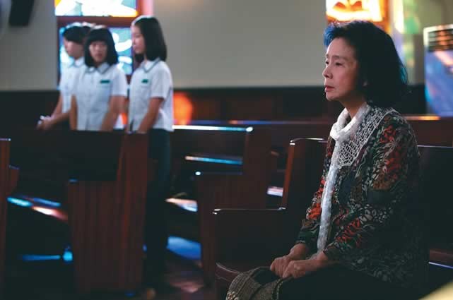 Poesia: filme faturou o prêmio de melhor roteiro no Festival de Cannes Poesia: filme faturou o prêmio de melhor roteiro no Festival de Cannes