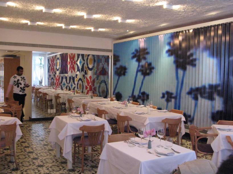 O salão do mediterrâneo O Pote do Rei O salão do mediterrâneo O Pote do Rei