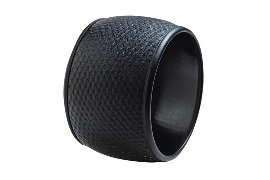 Bracelete de metal. Duza, Rua Peixoto Gomide n° 1787 Bracelete de metal. Duza, Rua Peixoto Gomide n° 1787