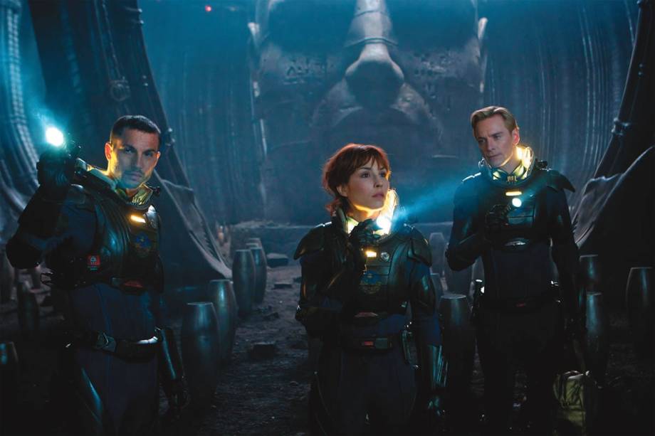 Na ficção científica Prometheus, o diretor Ridley Scott volta ao universo da série Alien Na ficção científica Prometheus, o diretor Ridley Scott volta ao universo da série Alien