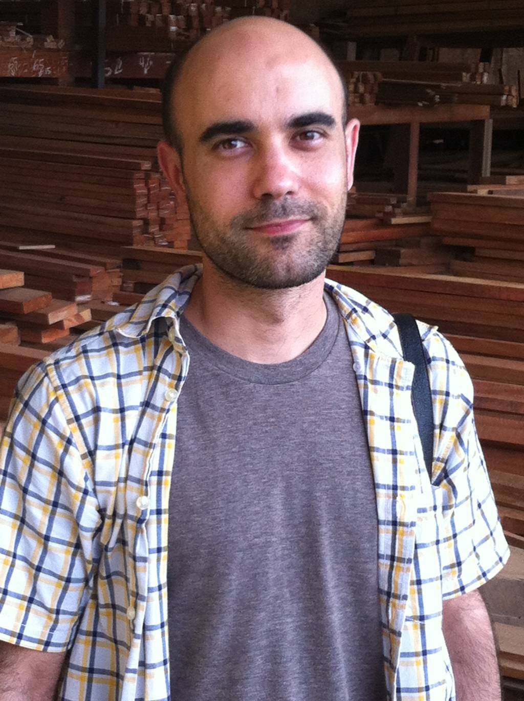 O artista francês, que já esteve no Brasil em 2002 num programa de intercâmbio cultural O artista francês, que já esteve no Brasil em 2002 num programa de intercâmbio cultural