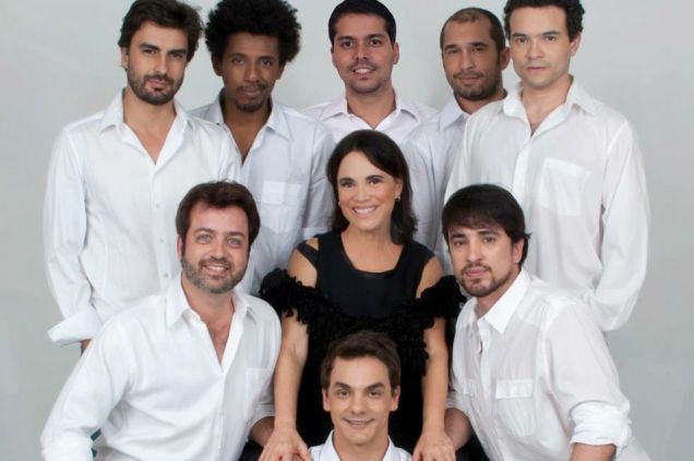 Além de ser a protagonista, Regina Duarte também dirige a peça Raimunda, Raimunda Além de ser a protagonista, Regina Duarte também dirige a peça Raimunda, Raimunda