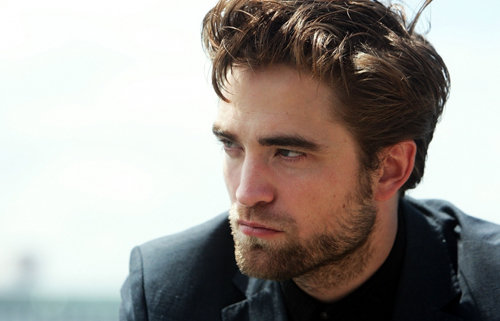 Robert Pattinson critica fãs de ‘Crepúsculo’: “O que eles fazem durante o dia?”