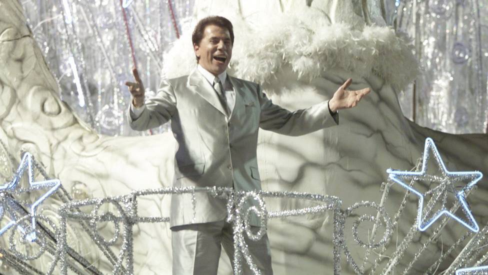 Silvio Santos oferece recompensa de 3 mil reais por terno cinza perdido