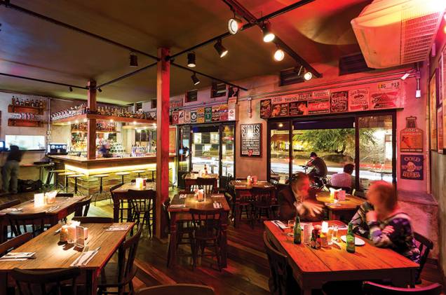 O salão com motivos americanos O salão com motivos americanos