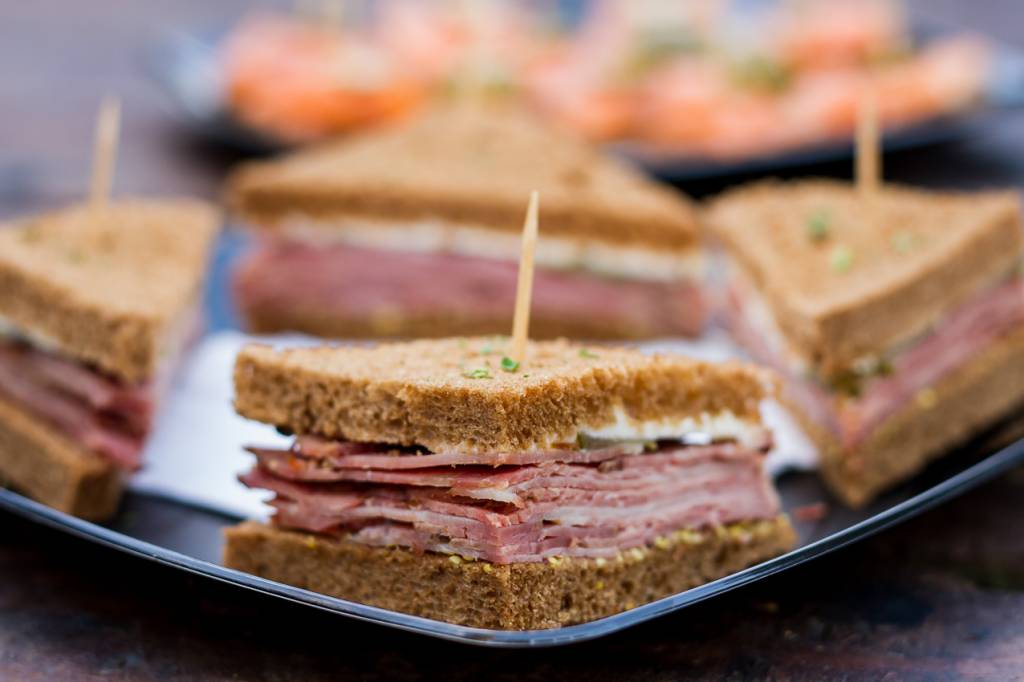 Mais duas feirinhas de comida movimentam a cidade