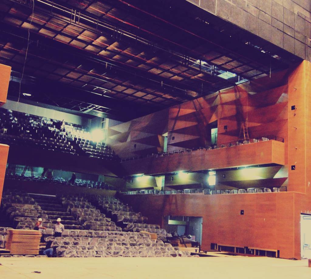 Teatro Santander, no Complexo WTorre Plaza, inaugura em março com o musical “We Will Rock You”, do Queen