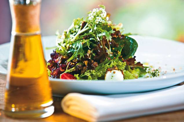 Entrada do Santovino Ristorante: a panzanella, salada com cubos de pão, tomate e lula Entrada do Santovino Ristorante: a panzanella, salada com cubos de pão, tomate e lula