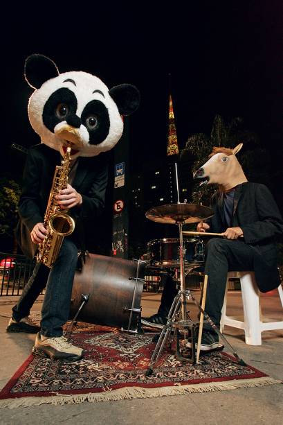 A dupla da Sax in the Beats: jam session animal na Avenida Paulista A dupla da Sax in the Beats: jam session animal na Avenida Paulista