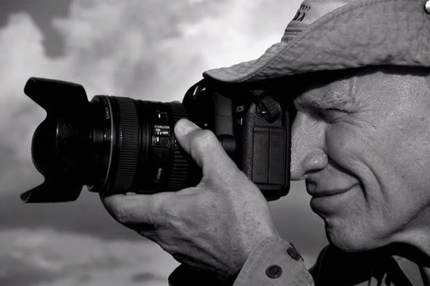 Tema de documentário indicado ao Oscar, o fotógrafo Sebastião Salgado vem a São Paulo para abertura da mostra Ecofalante