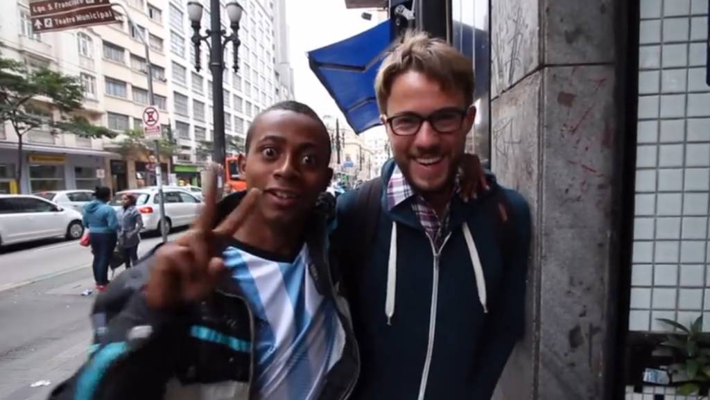 Americano rasga elogios a São Paulo em documentário na internet