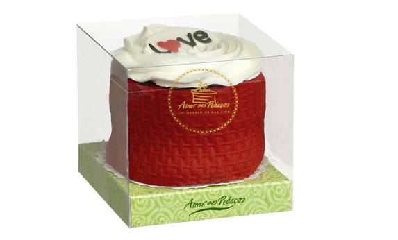 Amor aos Pedaços - Minibolo de Castanhas LOVE Amor aos Pedaços - Minibolo de Castanhas LOVE