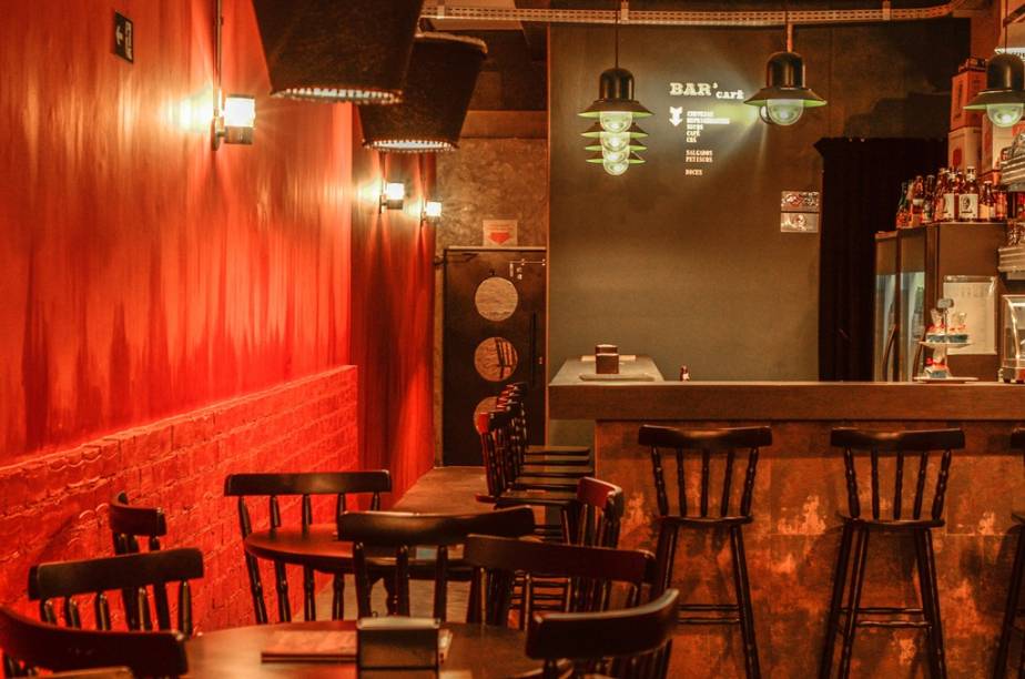 Além da loja de discos, a Sensorial possui espaço para exposições e shows e um bar Além da loja de discos, a Sensorial possui espaço para exposições e shows e um bar