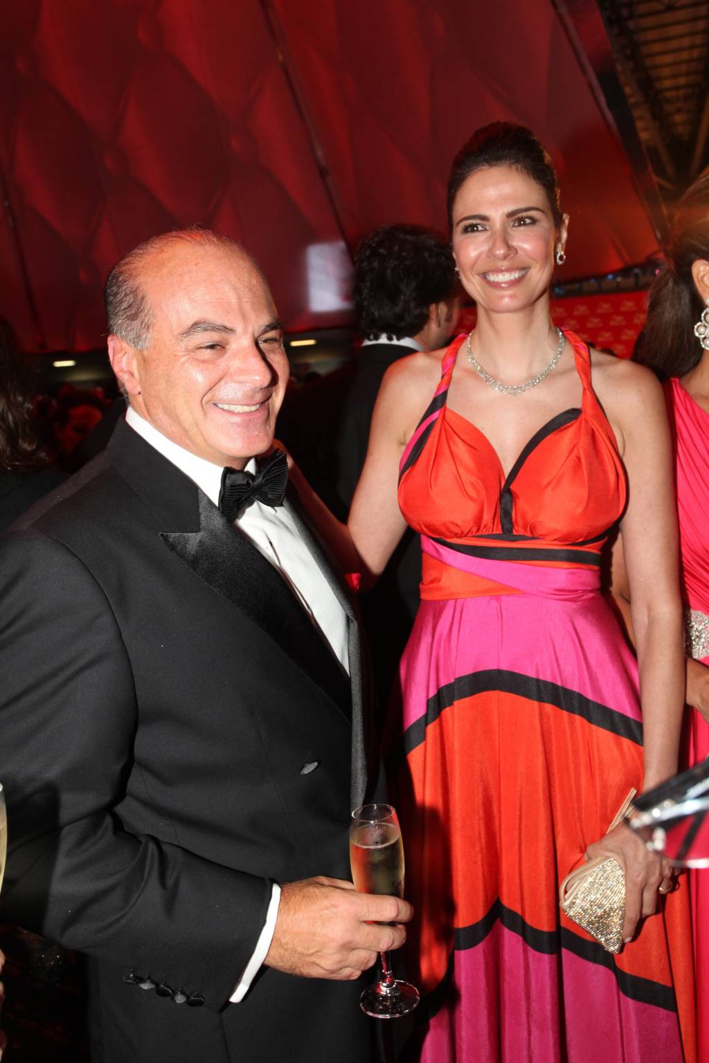 Val e Luciana Gimenez: uma parceria de sucesso