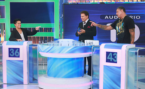 “Você é homem, mulher ou armário?”, pergunta Silvio Santos a Thammy Gretchen