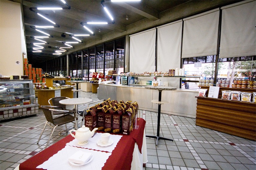 Ofner: loja de fábrica tem produtos mais baratos Ofner: loja de fábrica tem produtos mais baratos