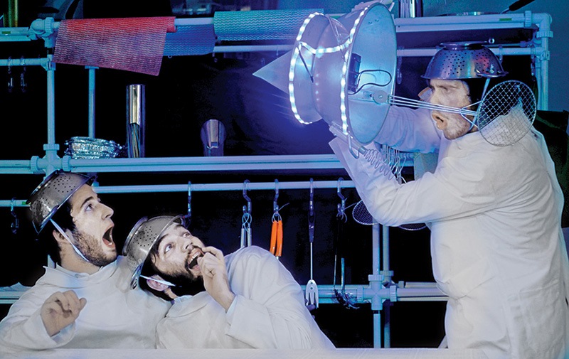 A peça infantil "Sonhatório" A peça infantil "Sonhatório"