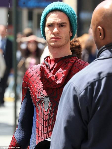 Fotos do dia: Andrew Garfield e Jamie Foxx nos bastidores de ‘O Espetacular Homem-Aranha 2′