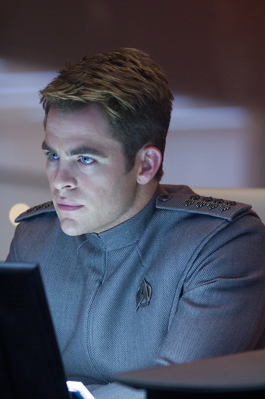 Além da Escuridão - Star Trek: o planeta fica em estado de crise absoluta Além da Escuridão - Star Trek: o planeta fica em estado de crise absoluta