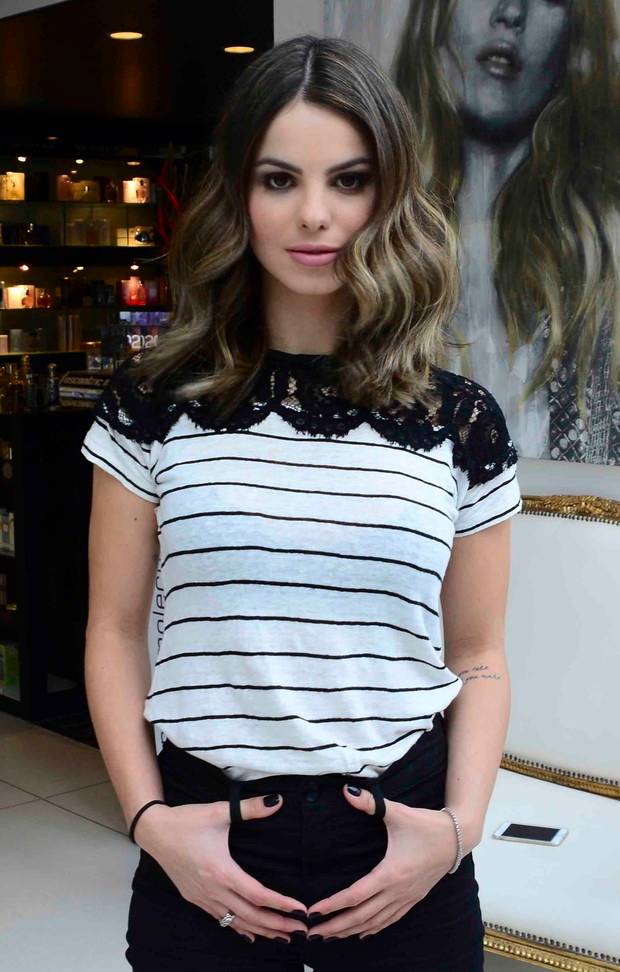 Sthefany Brito entra na tendência do corte ‘long bob’
