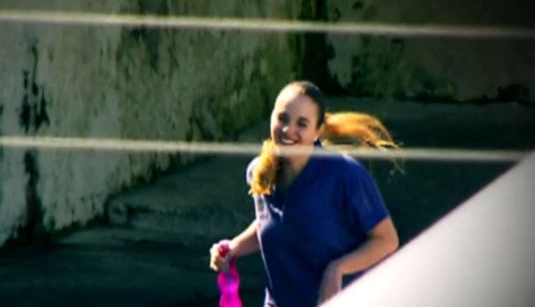 Suzane Von Richthofen destitui advogado e é atendida pela Defensoria Pública