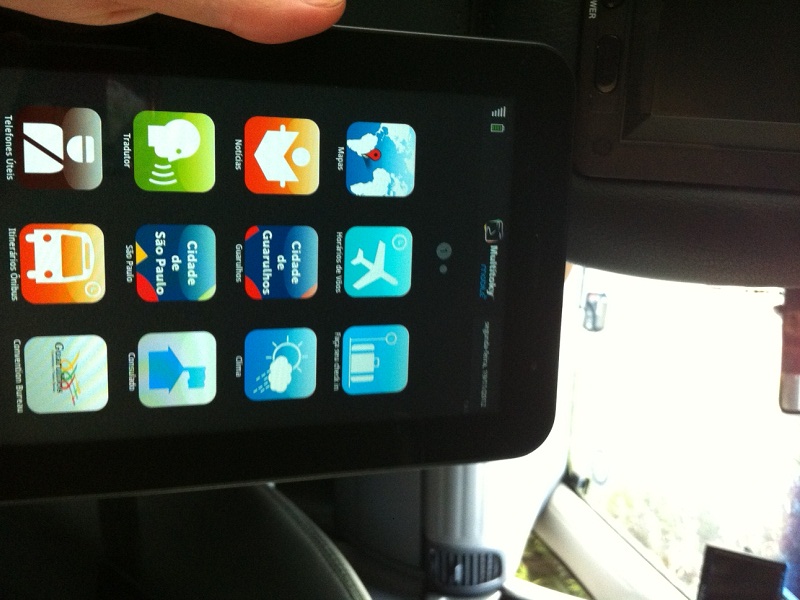 Tablet no táxi? No aeroporto de Guarulhos tem!