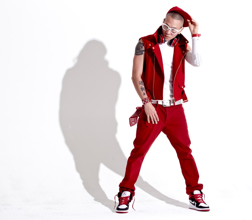 Taboo, do Black Eyed Peas, se apresenta na Brook’s