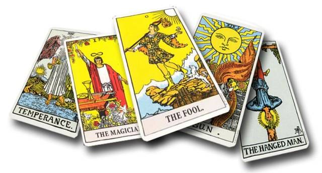 Qual carta representa seu signo no tarô?