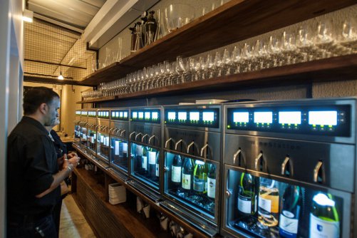 Dose final: Tazza serve o último copo de vinho hoje