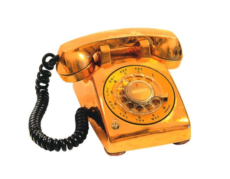 Telefone folheado a ouro que ficava no quarto do cantor: raridade Telefone folheado a ouro que ficava no quarto do cantor: raridade