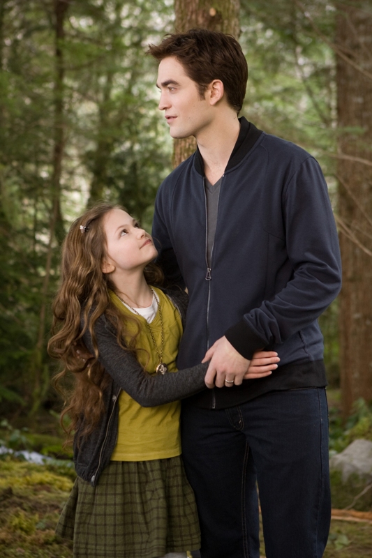 Amanhecer - Parte 2: capítulo final da saga estrelada por Robert Pattison e Kristen Stewart Amanhecer - Parte 2: capítulo final da saga estrelada por Robert Pattison e Kristen Stewart