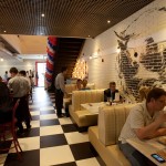 O sal&atilde;o: aberto em soft opening