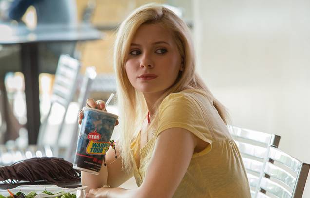 Abigail Breslin, que protagonizou Pequena Miss Sunshine, vive a garota sequestrada do suspense Chamada de Emergência Abigail Breslin, que protagonizou Pequena Miss Sunshine, vive a garota sequestrada do suspense Chamada de Emergência