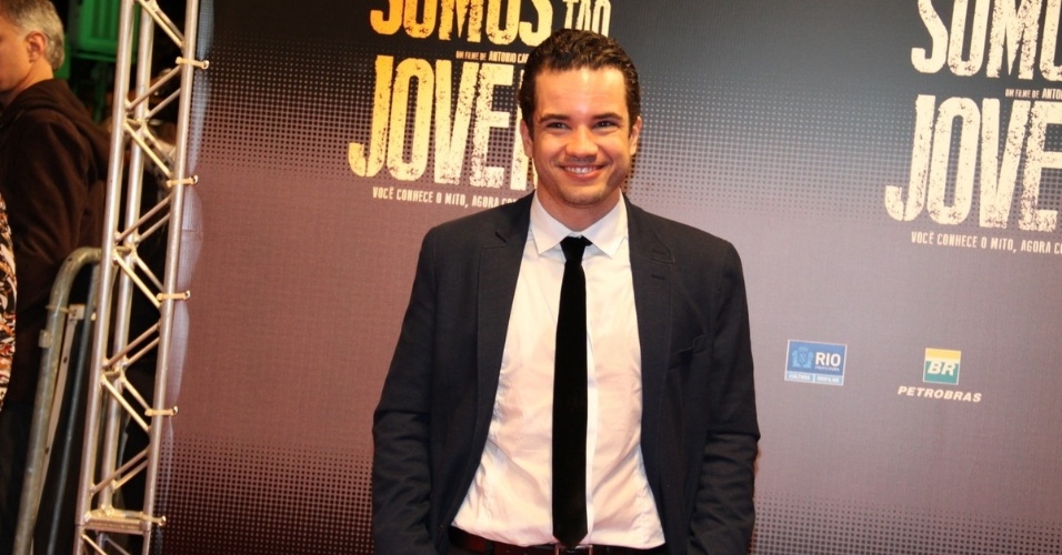 Thiago Mendonça conta como foi interpretar Renato Russo no cinema