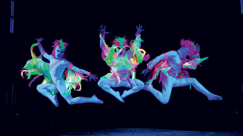 Tecnologia de ponta: o espetáculo conta com 20.000 watts de som e telões tridimensionais Tecnologia de ponta: o espetáculo conta com 20.000 watts de som e telões tridimensionais