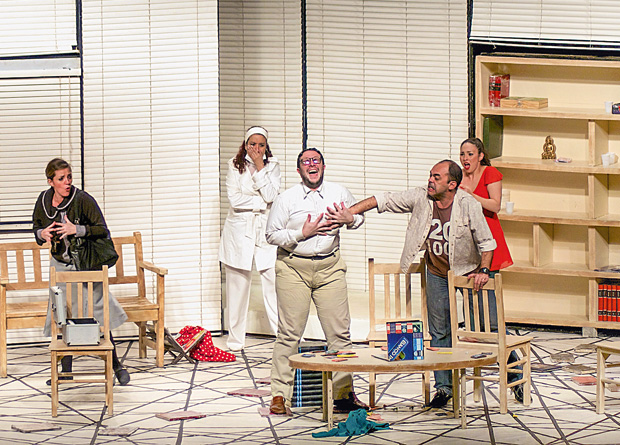 O atual elenco da montagem: terapia grupal O atual elenco da montagem: terapia grupal