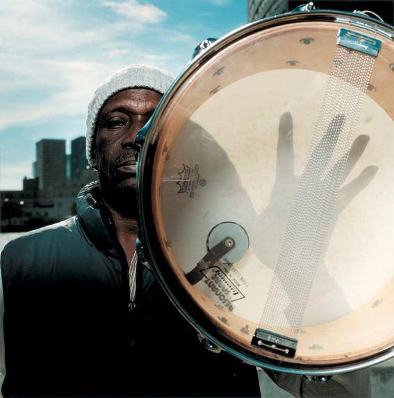 O baterista nigeriano Tony Allen O baterista nigeriano Tony Allen