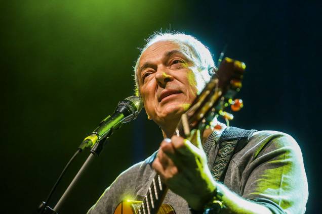 São Paulo, SP. 11/04/2017. O cantor Toquinho se apresenta no Teatro Porto Seguro. (Foto: Edson Lopes Jr.) São Paulo, SP. 11/04/2017. O cantor Toquinho se apresenta no Teatro Porto Seguro. (Foto: Edson Lopes Jr.)