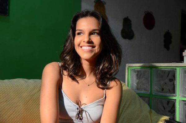 A atriz Mariana Rios interpreta Gildinha em Totalmente Inocentes: coração disputado na favela A atriz Mariana Rios interpreta Gildinha em Totalmente Inocentes: coração disputado na favela