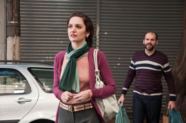 O suspense de Trabalhar Cansa: Helena pressente coisas estranhas em sua loja O suspense de Trabalhar Cansa: Helena pressente coisas estranhas em sua loja