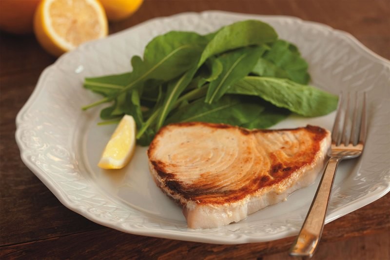 Na Trattoria Rosticceria Picchi: o peixe-espada grelhado é o prato principal do menu completo de jantar Na Trattoria Rosticceria Picchi: o peixe-espada grelhado é o prato principal do menu completo de jantar