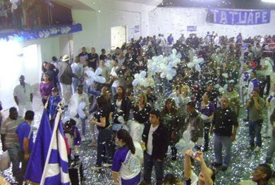 Ensaio da escola Acadêmicos do Tatuapé: carnaval 2013 homenageará Beth Carvalho Ensaio da escola Acadêmicos do Tatuapé: carnaval 2013 homenageará Beth Carvalho