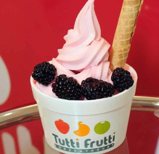 Tutti Frutti Frozen Yogurt