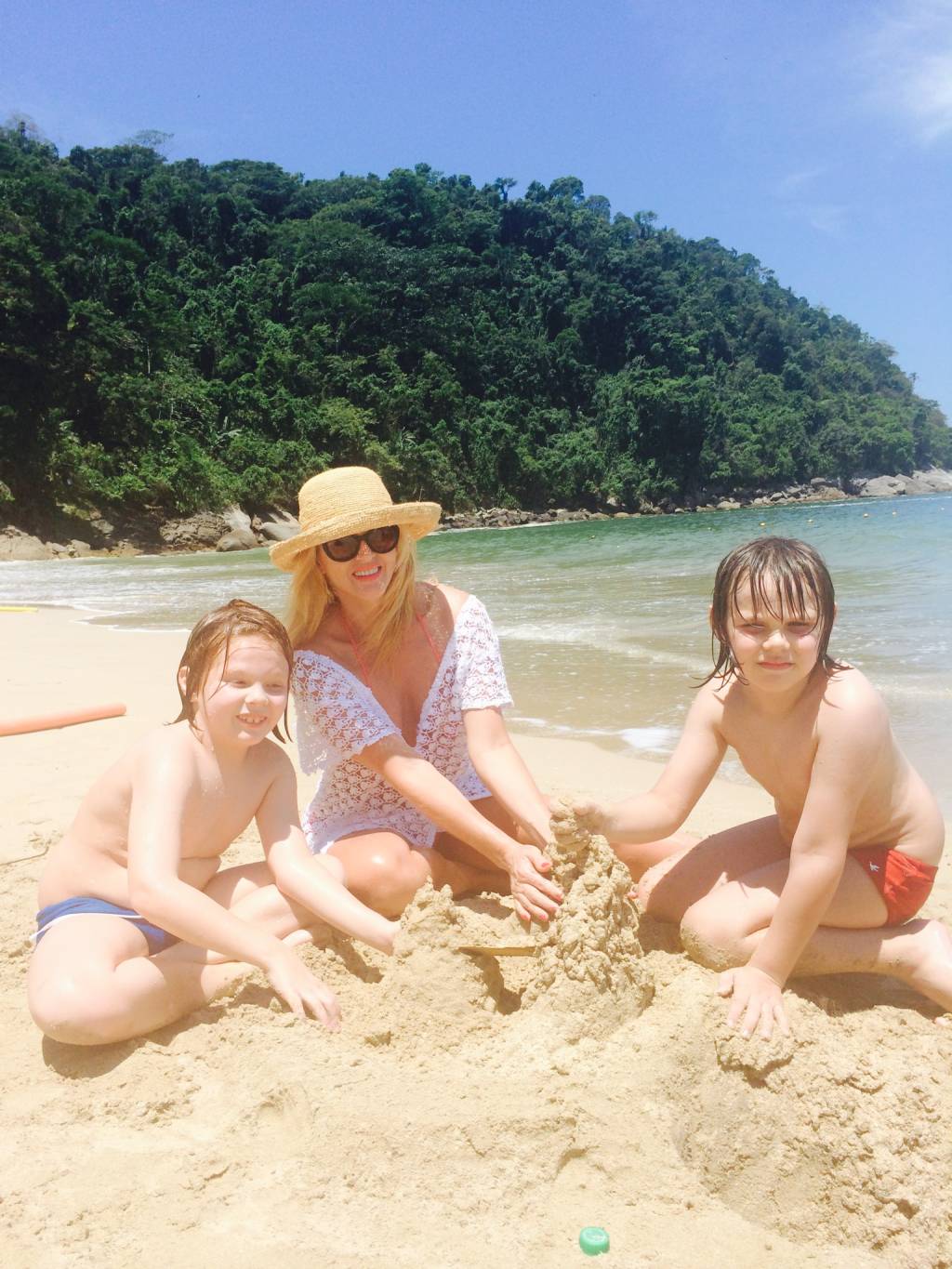 Torcedor que briga em estádio deveria receber tatuagem do time adversário